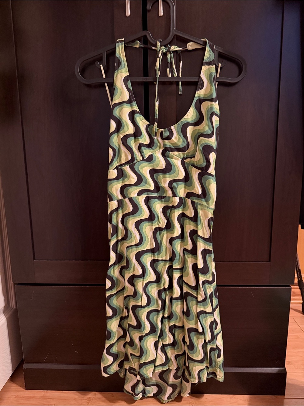HOLLISTER Retro Wave Print Sleeveless Sundress - Green & Black